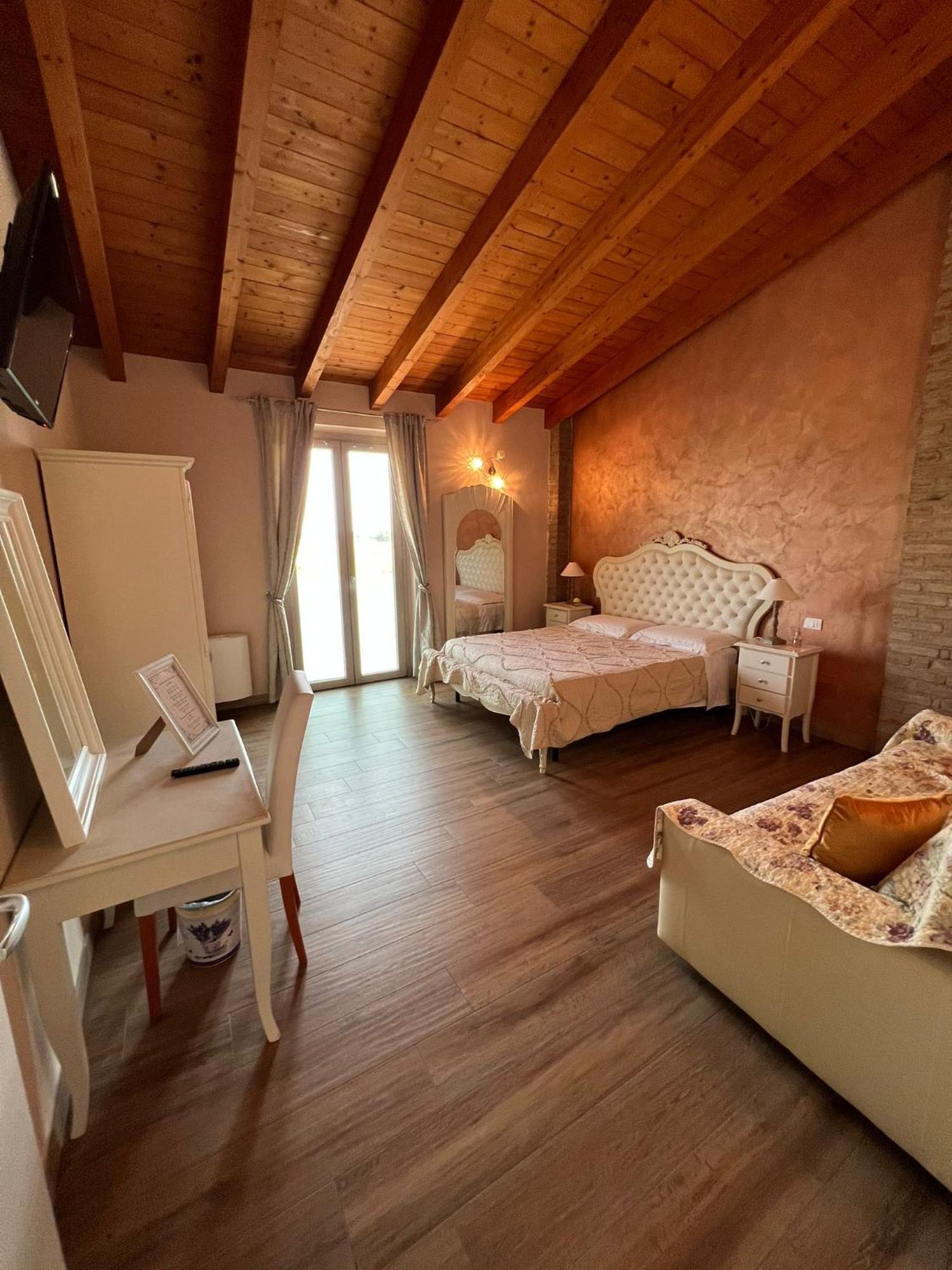 Farm stay Le Fontanelle Da Valente Montichiari